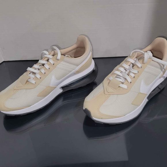 NEW Women's Nike Air max Pre-Day size 5.5 - Picture 5 of 10